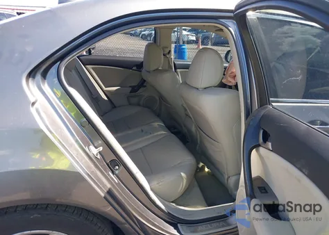 2010 Acura Tsx 2.4 z USA, uszkodzony, nr VIN JH4CU2F62AC007815